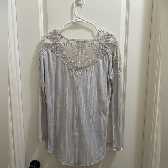 Free People Gatsby Top Dove Bohemian Mesh Sheer Back Grey Artsy Women’s medium - Picture 2 of 5